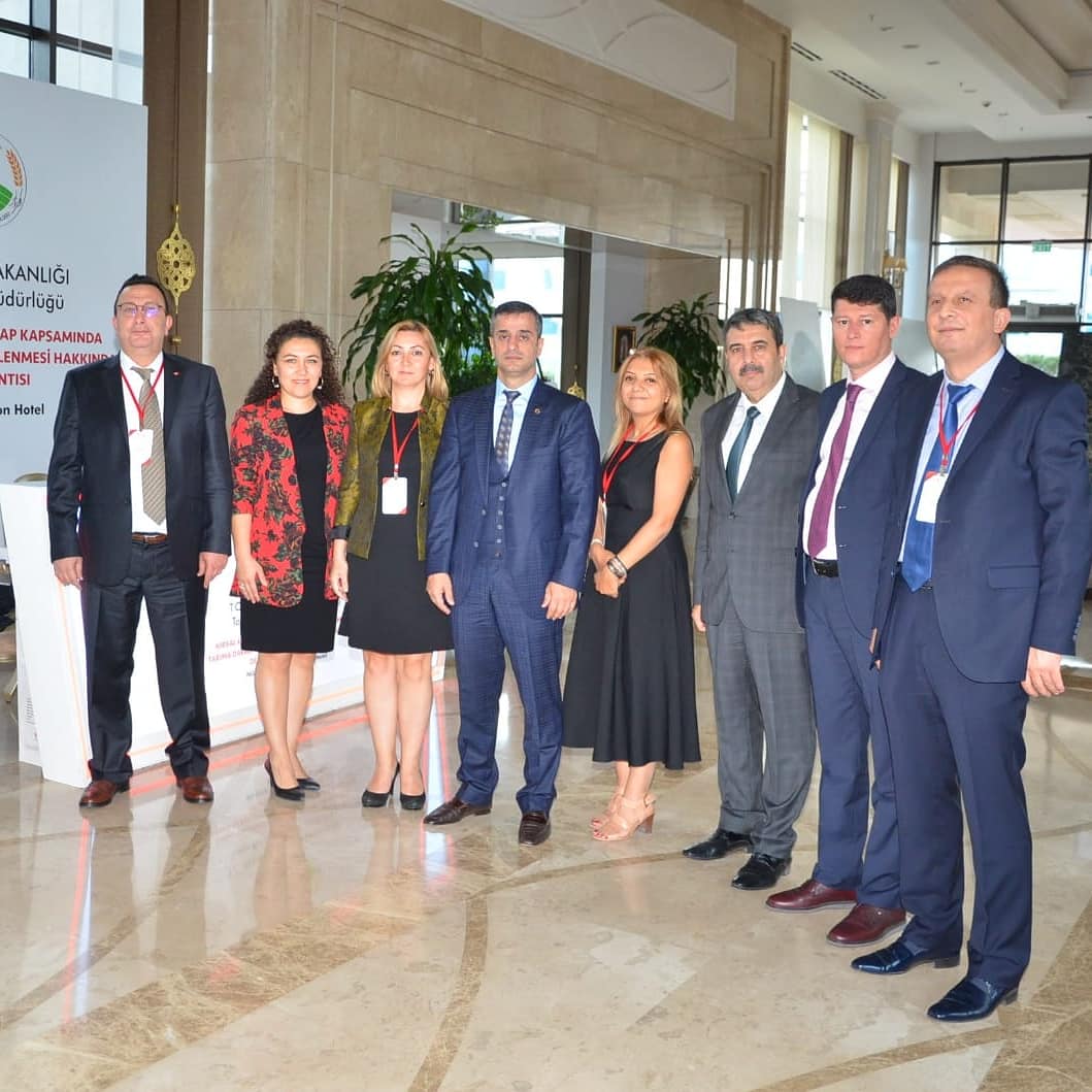 Kırsal kalkınma Destekleri 13.Etap Tarıma Dayalı Yatırımların Desteklenmesi 81 İl Tarım ve Orman Müdürleri Değerlendirme Toplantısını 21-22 Ekim tarihlerindeAfyonkarahisarda gerçekleştirdik.Emeği geçen herkese teşekkür ederim.