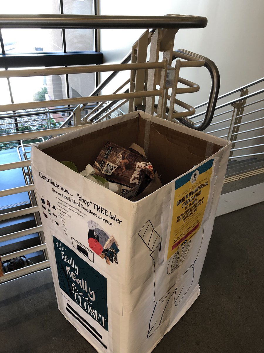 MiramarReact's tweet image. Happy Friday! Take some time this weekend to declutter and gather donations for Miramar students in need. 😊🎒🥫 Let’s fill these boxes again!