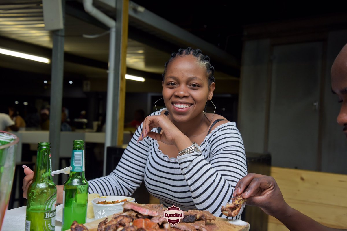 eyadini_lounge's tweet photo. It’s officially Friday O’clock &amp;  Eyadini Lounge 📍 Presents to you the #StrongFriday 📆  experience by @strongbow 🍻🍺 If you are summer ready and thirsty today, grab yourself a strong bow, enjoy some shisanyama &amp; uncapped entertainment by our resident DJ’s. https://t.co/bi7pbamzXo