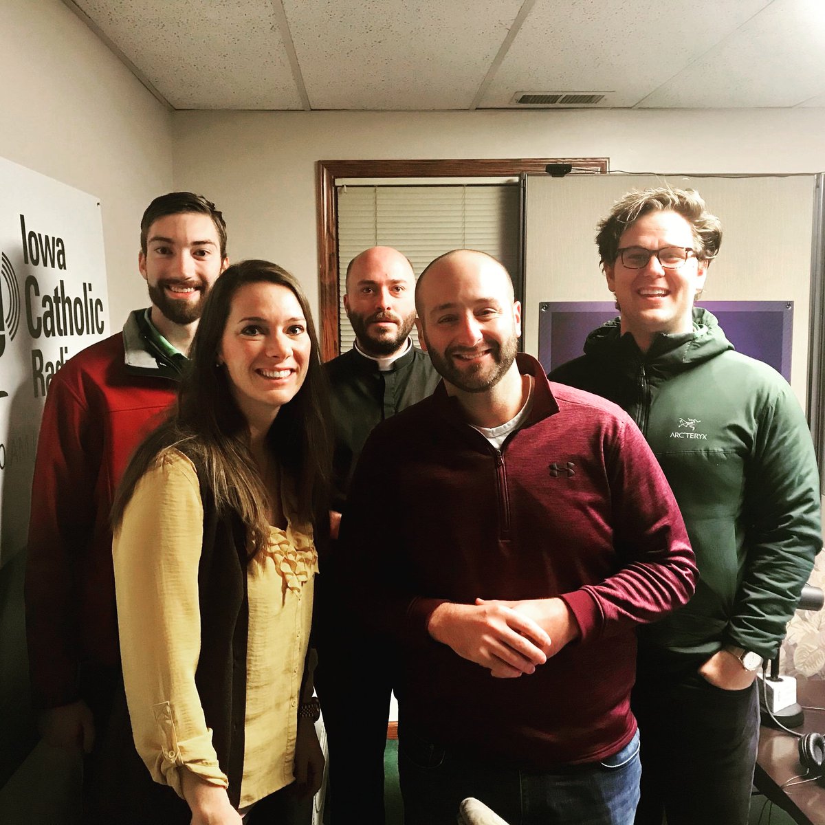 id916dsm's tweet photo. id9:16 leadership represent! With @JonLeonetti On @IACatholicRadio this morning! If you missed the show but want to see what our intentional discipleship is all about come to St. Theresa's Parish Thursday November 7 for a free dinner and a discussion on theology https://t.co/I86qR58AUT