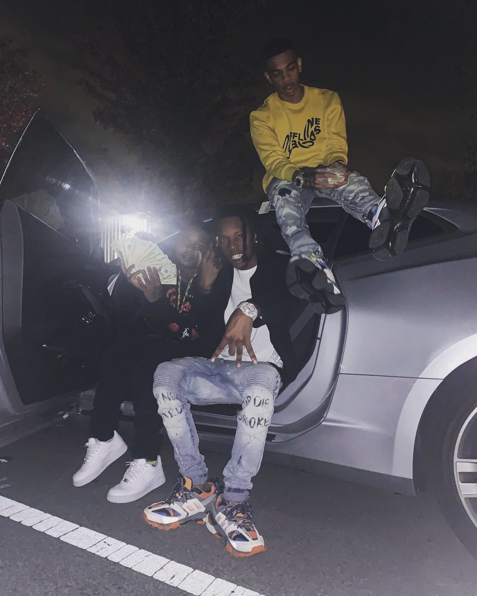 finnesse_kid's tweet image. You ain’t real like me you ain’t built like me , youn live the life I live 🤒 #FreeFed $MPG 🐍