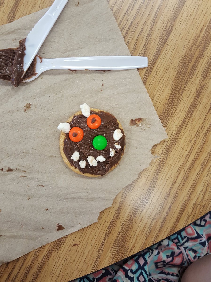 Today we read and sequenced The Gruffalo, watched the video to talk about similarities and differences with the book, then made a yummy treat for snack time! #FunFriday #WeArePIRATES