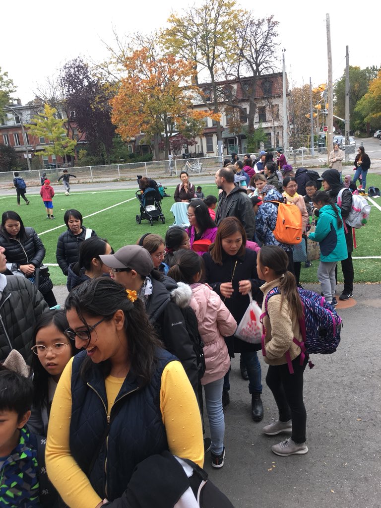 samanleelee's tweet photo. Great turn out for annual pumpkin carving @TDSB_Ogden .  Thank you @sobeys Fort York for pumpkin donation! https://t.co/ZE1UkmMLbU