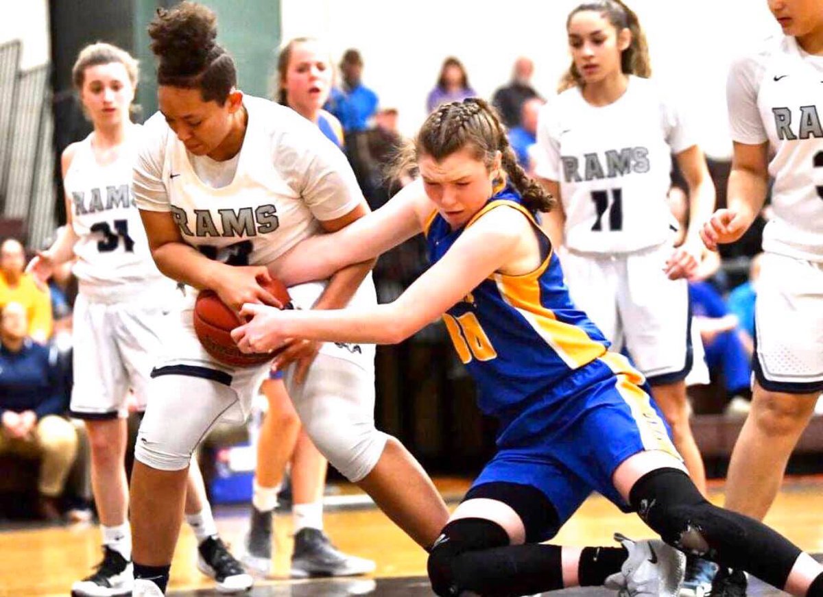 longsnyderlegs's tweet image. Happy 16th birthday to this fierce and passionate competitor! 🏀🚗 @josiesnyder03  Go SHANKSVILLE Lady VIKINGS! Basketball season is here! #fiestysophomore #watchthisone