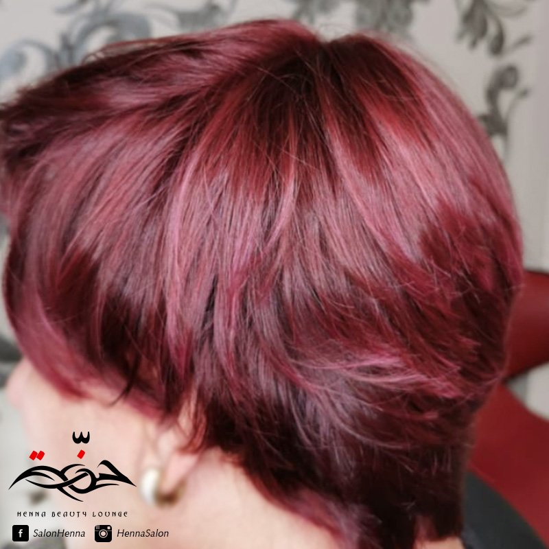 أجمل القصّات والصبغات اللي تتمنيها 💁‍♀️
في #صالون_حنة
صبغة وقص | الأخصائية حنان الهادي
Haircolor &amp; Haircut
By Ms. Hanan
#hennasalon