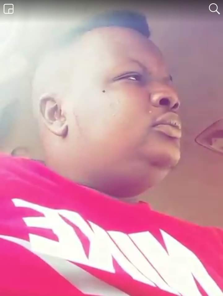 السودان دا مسكون ي جماعة
تفطر وتتغدا وتشرب القهوة وامورك واضحة للدين من وين انت ماعارف
المعاك منو الضدك منو المسكك الظوط منو ماحا تعرف انت منو زاتو
الداير يقد بالسمبك ي اخوانا يقد