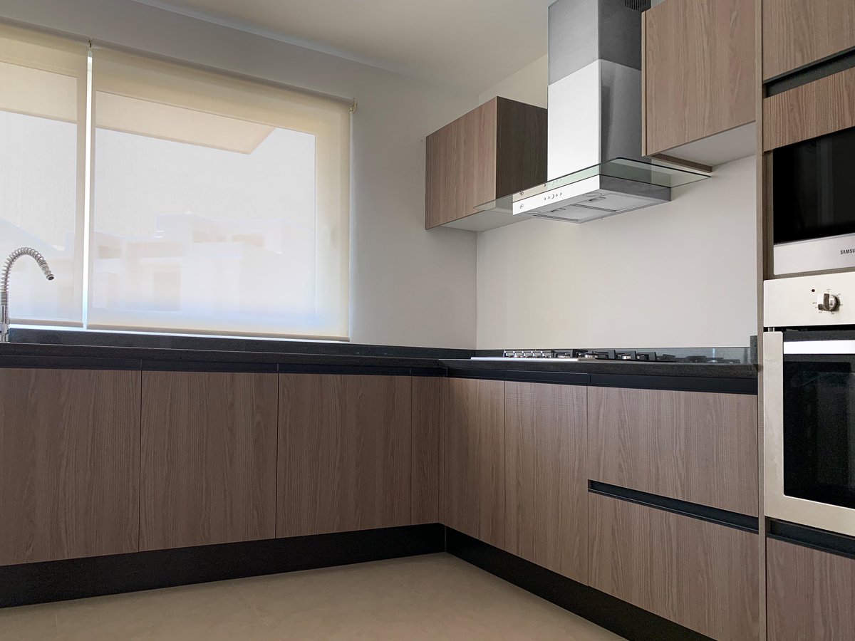 Escolanococinas's tweet photo. Nuestro módulos se adaptan a cualquier espacio y diseño que quieras plasmar en tu cocina.

#kitchen #kitchenstyle #kitchenideas #kitcheninspo #kitchensofinstagram #moderndesign #designinterior #tendencias #cocinas #cocinasmodernas #disenodeinteriores #escolanococinas https://t.co/gvXImdIlpk