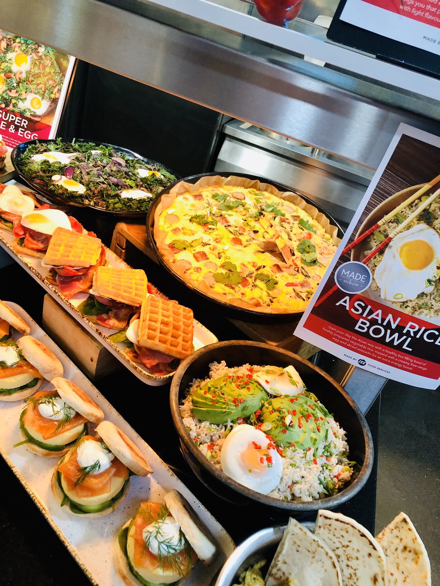 SteveBrown2382's tweet photo. Great day at our food launch for Christmas and 2020 #hotdeli #grabandgo #foodtogo #MADE #freshisbest #issfoodservices #food #christmas #lickthespoon #icedtea #streetfood #seasonalfoods #seasonalicedtea #cakes @issfoodservices @simonprice8 @NixonD43 @ChantelleOC https://t.co/mq53fnBBo3