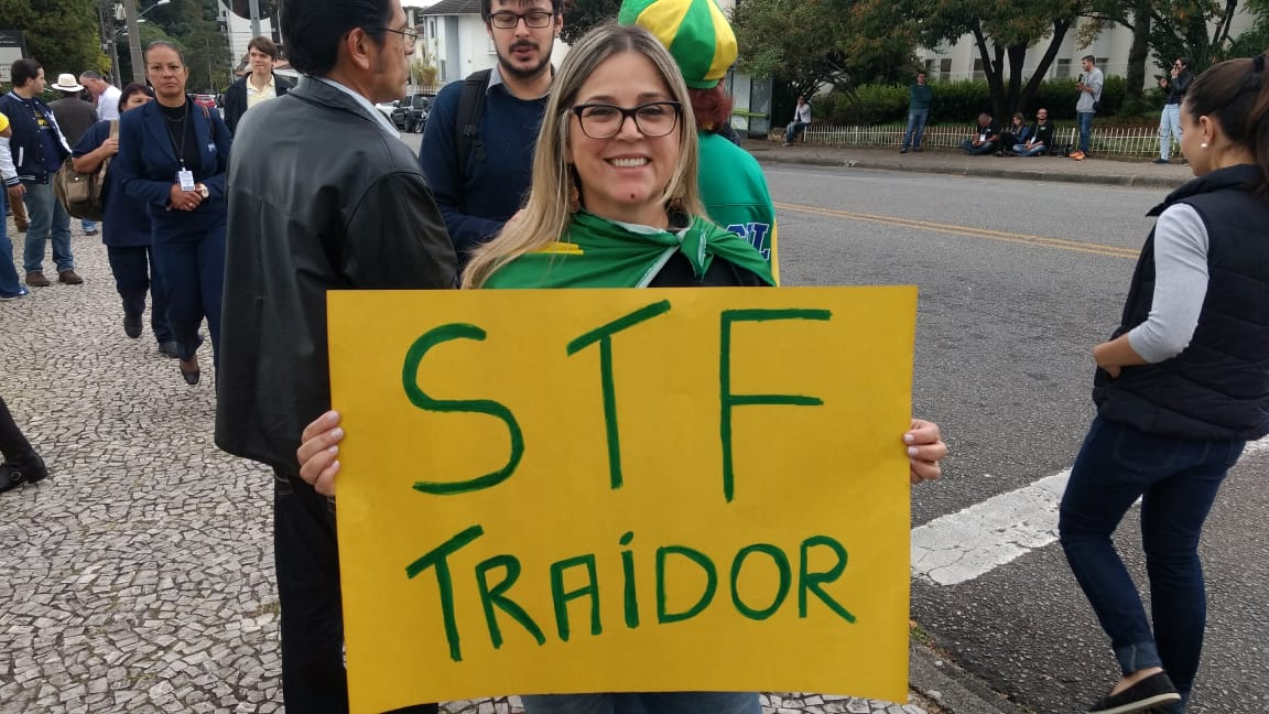 marisa_lobo's tweet photo. #STFtraidor do povo de bem.@STF_oficial os bandidos estão felizes, parabéns. https://t.co/HRGsaZ9LvH