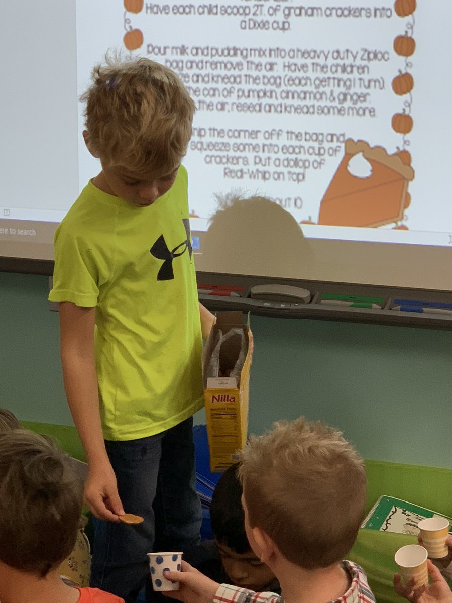 JCPrice331's tweet image. Students used their 5 senses to investigate pumpkins this week!! We discussed adjectives, grouping &amp;amp; counting by tens, measuring, and teamwork!! @FairOaksRanchES