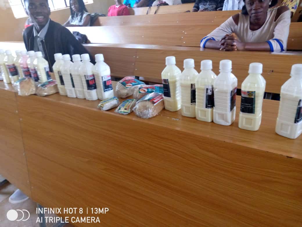 VIC_kutz's tweet photo. Production by the greatest student of microbiology university of jos
#NAMSweek
Proud #microbiologist https://t.co/FDiJwuUECL