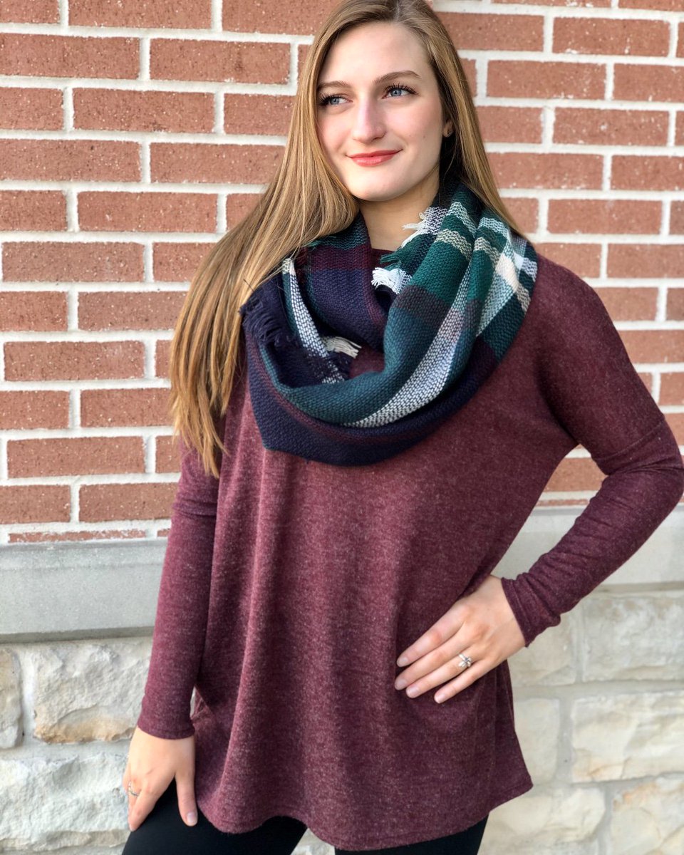 studiotostreet's tweet image. The cold weather has finally arrived, so it's time to bundle up! Shop 30% off our fall pieces! ow.ly/eBj850wUich