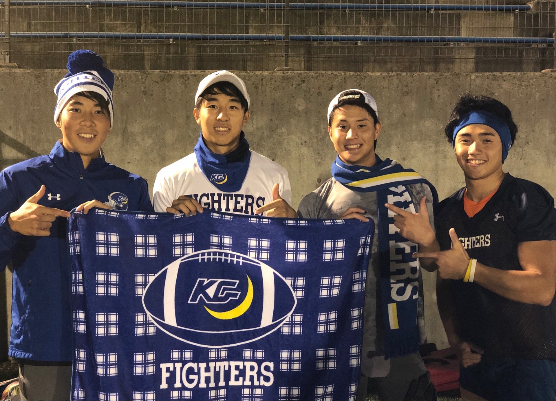関西学院大学　アンダーアーマー　ジャージ 関西学院大学ファイターズ練習用ジャージアンダーアーマー 製