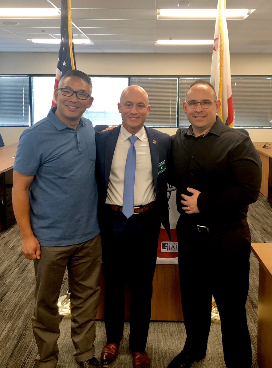 Sergeant’s Julian Flores (TTCF) and Arnold Kim (PDC - North) successfully completed the California Jail Command Academy in Sacramento today. This experience will no doubt broaden their skill set and make them even better leaders. Congrats gentlemen! #LASD  #LeadTogether #BSCC