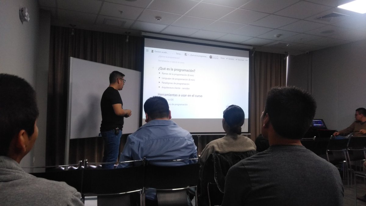 CsarBriones1's tweet image. #EDprogramacion #PascalCase
#nuncaTeDetengas #camelCase