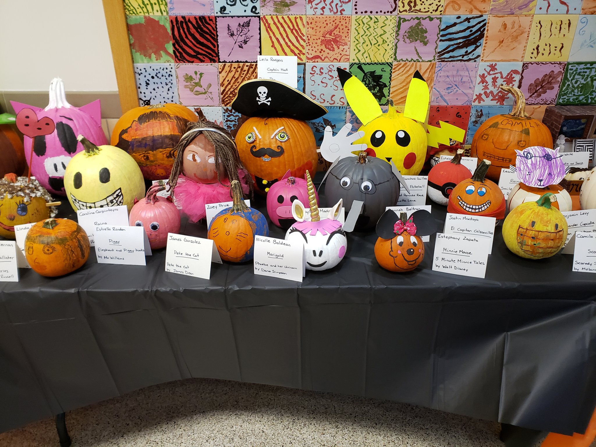 Post Road School Check Out The Inaugural Year Of Our Pumpkin Book Character Parade At Our Halloween Bash Do You Spy Pigeon Espias Paloma Wpproud Postroadrocks Postroadpride Librarymedia Pumpkinbookcharacters Books