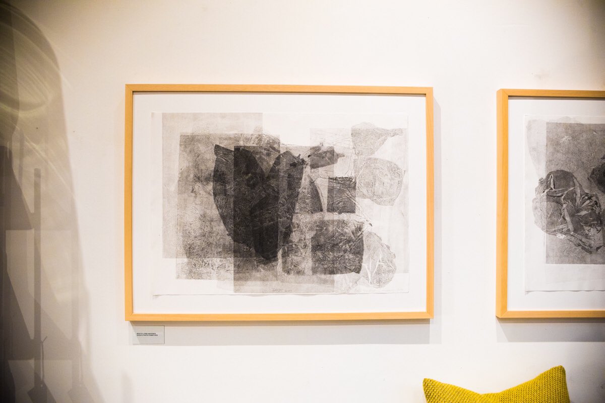 CastroArtWalk's tweet photo. October Castro Art Walk photos are up and ready for you to share and tag! ➡️ https://t.co/vYdljs8M83 *Next Castro Art Walk is Thursday, November 7!* .📸: @_chrisrobledo
*Sponsored by Castro Merchants* #sanfrancisco #castroartwalk #artwalks #womenartists https://t.co/yWf9JwJOQc