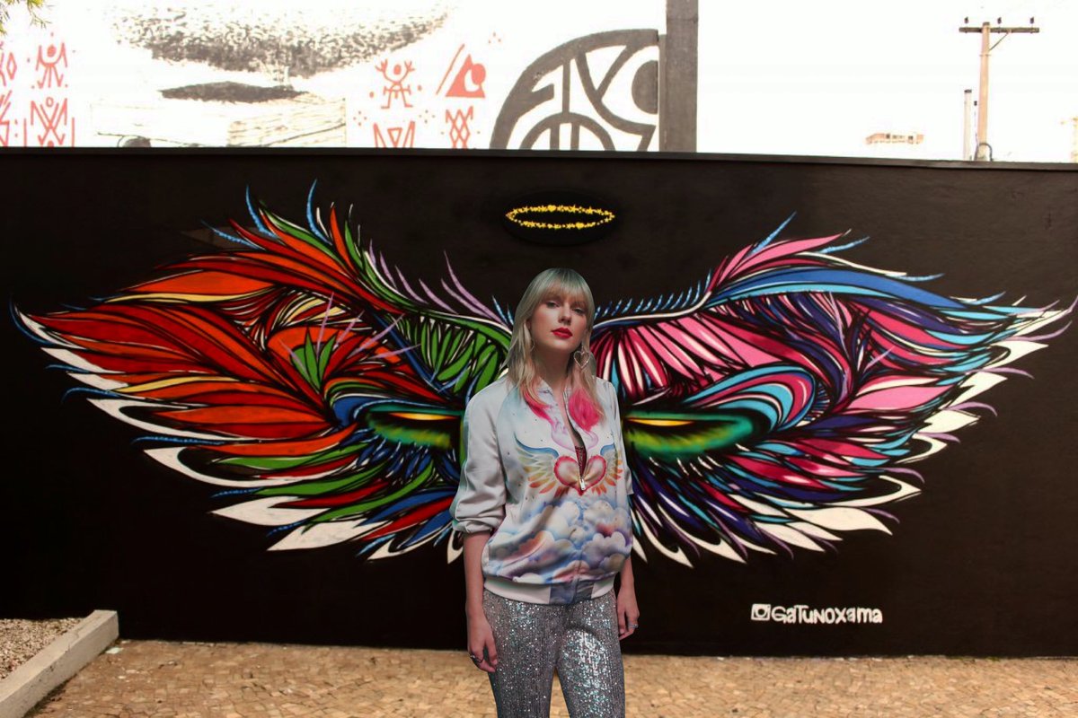 updateswiftbr's tweet image. Taylor Swift em São Paulo, Brasil (Julho de 2020)