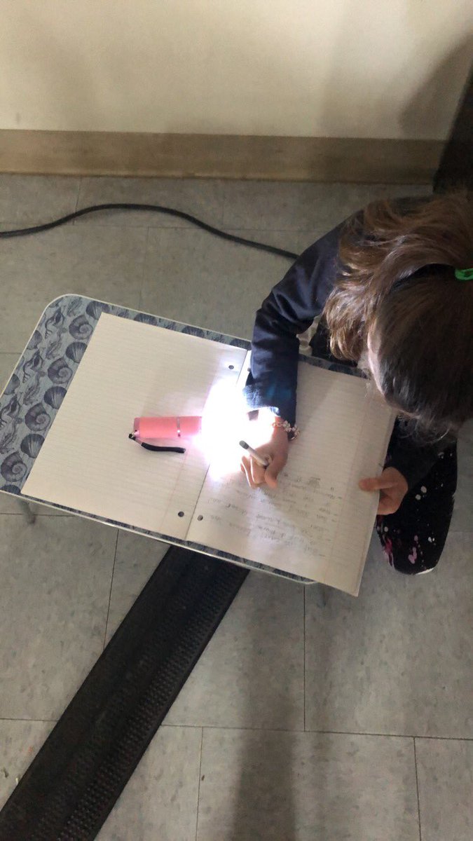teach2reach_'s tweet photo. What do we do the week before Halloween? Write spooky narrative stories in the dark with flashlights, of course! 👻🎃 @SMCDSB_SCH https://t.co/BNkGRq3TgD
