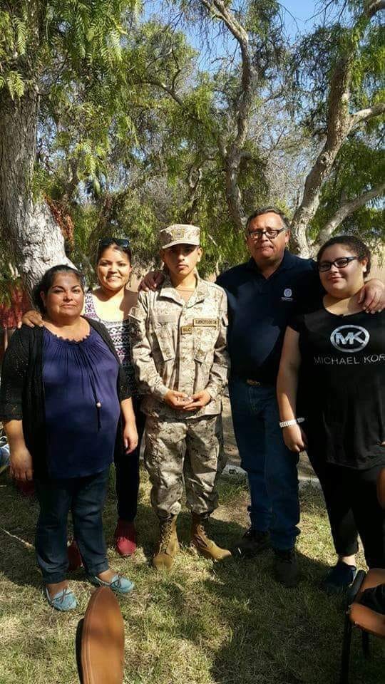revarmop's tweet photo. El es el soldado que se negó a reprimir a su pueblo...Su nombre es #DavidVeloso,es de #Antofagasta y ahora esta detenido en un regimiento mientras los uniformados que han matado civiles están libres...Difundamos su imagen y exijamos que sea liberado. #ChileDesperto #LiberenADavid https://t.co/PLAQW8KnsF