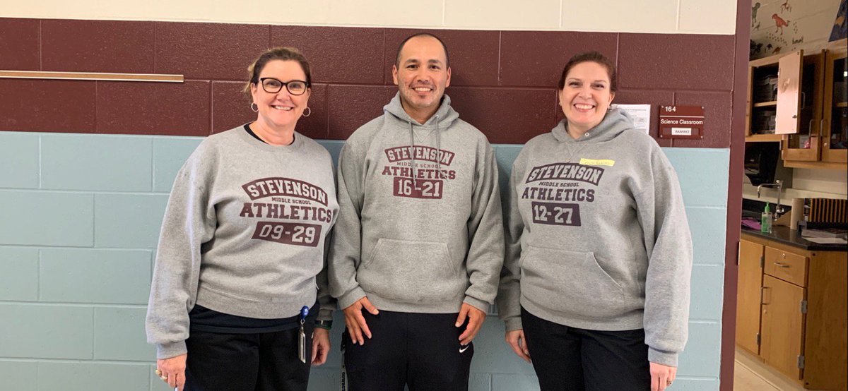CarrieRamirez99's tweet photo. Why twin when you can be a triplet!  #coachforaday
@CSMSCounseling I dont want this week of fun to end. https://t.co/BtgOxwihYl