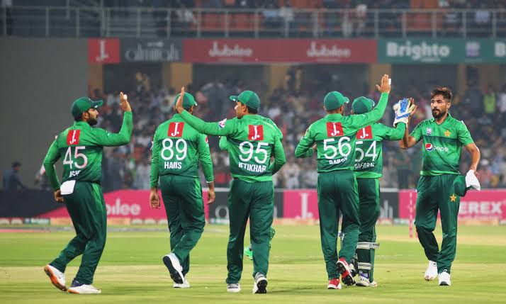 zeshann33's tweet photo. I hope the Pakistani team will perform brilliantly against Australia under the leadership of Babar Azam.
@Team_BabarAzam
@BabarAzamFC
#BabarazamCaptain
#TourToAustralia https://t.co/91uK2cHJlT