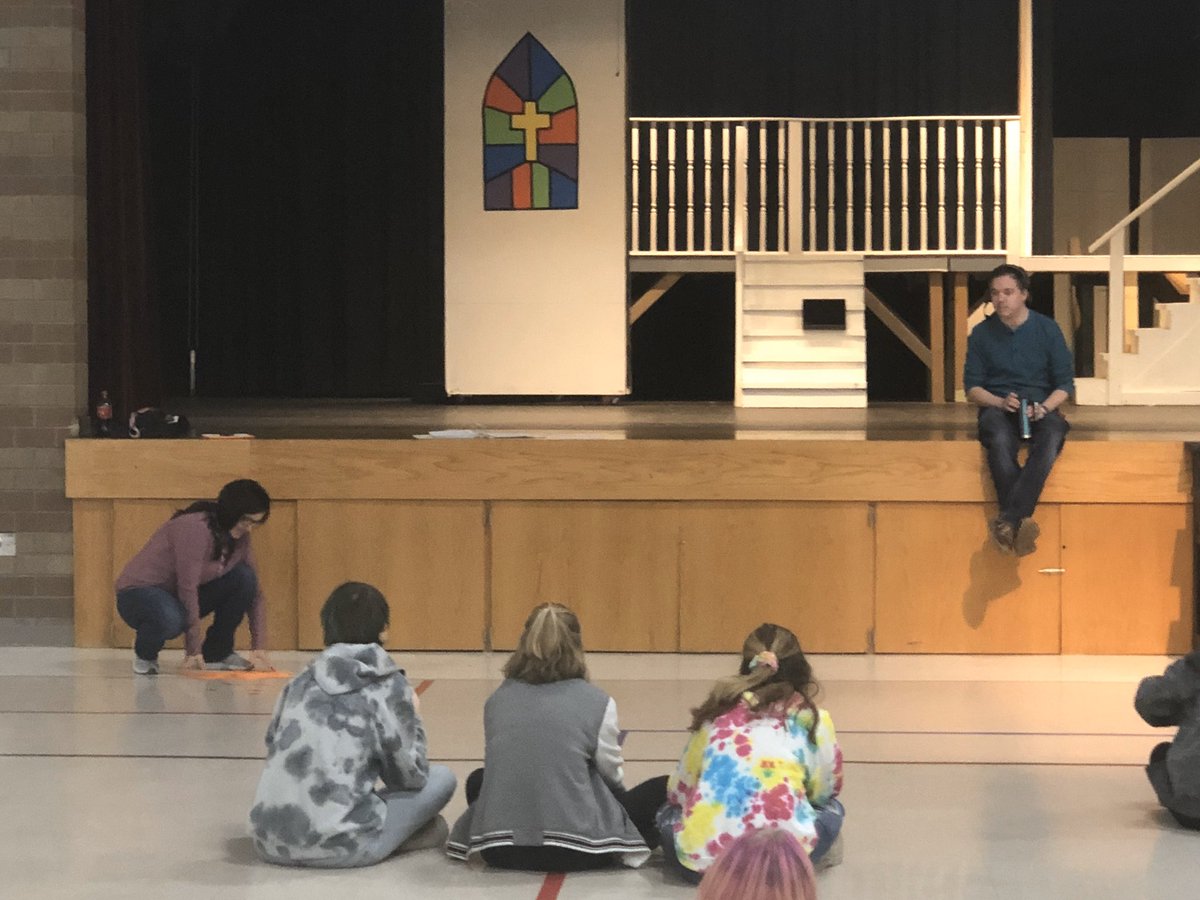 KotlowskiTanya's tweet photo. The school was alive with the sound of music. Some students were able to sleep in. Not these kids! The production must go on. Great job students. #necedahpride https://t.co/NlQ0AGDD41