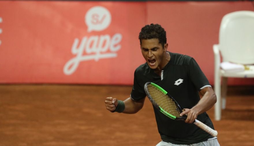 CristianChRamos's tweet photo. #ATPLimaChallenger 🎾 | JUAN PABLO VARILLAS 🇵🇪 clasificó a semifinales, tras vencer a T. Seyboth 🇧🇷 en 2 sets (7-5) (7-5). El buen momento de nuestra primera raqueta nacional es íncreible, el 3er título al hilo de Varillas esta más cerca. Su próximo rival será Thiago Monteiro 🇧🇷. https://t.co/XkgqxZMEy8