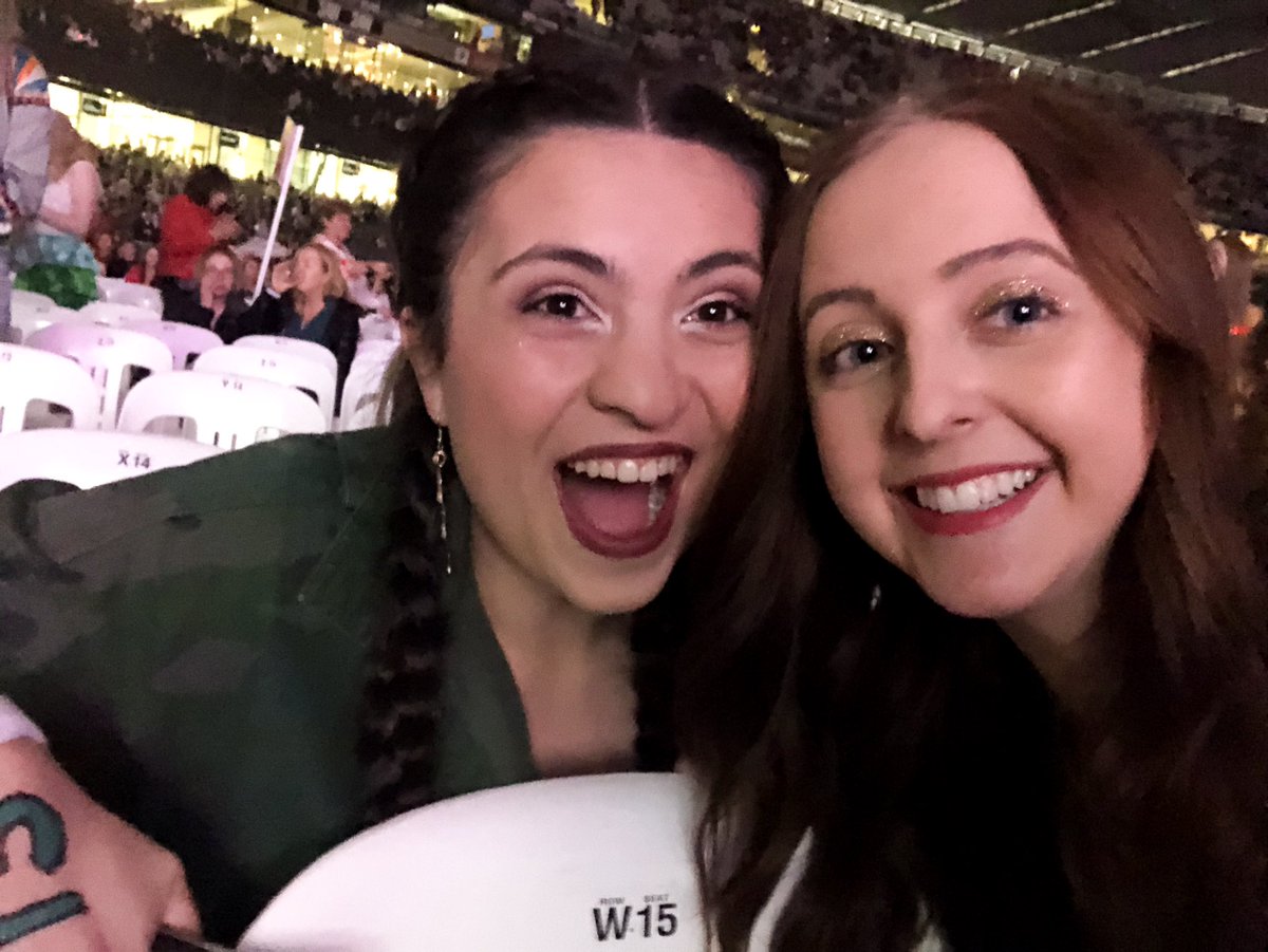 ChocChipMikaela's tweet photo. happy one year #reptourmelbourne β¨ @taylorswift13 @taylornation13 https://t.co/Wg6ZV9d1yT