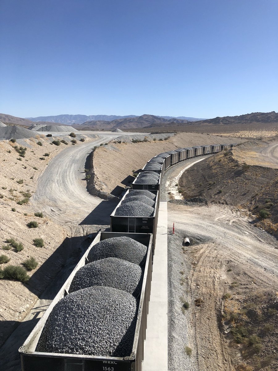 On site with Jaime and the AGG team in White Mountain and at Bell terminal, high quality rock for building a better Los Angeles, the trains are rolling, thank you for your visit to the West Jaime. #BestInTheWest, <a href="/CEMEX_USA/">Cemex US</a>