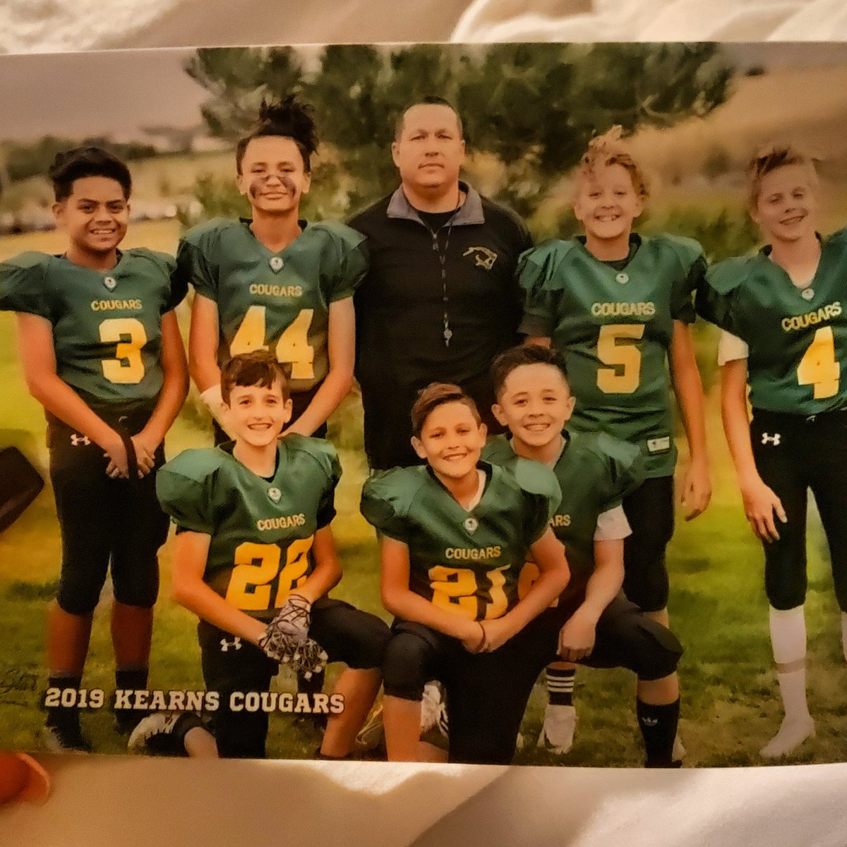 LadyPed24's tweet photo. @TPed181 "Son Pic" ππ Just a coach and his DB's #KearnsCougars #KTownFootball #UteConference #MafiLamoniMaxBryceMarcusDRicky #GridIron #CoachTy https://t.co/vcjWkBzyDl