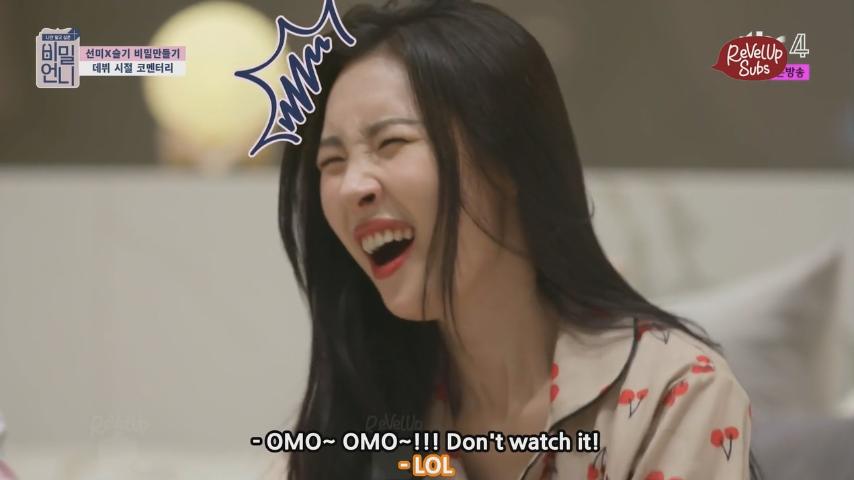 Literally the moment the song starts, Sunmi is in real pain again. That choreo, though...