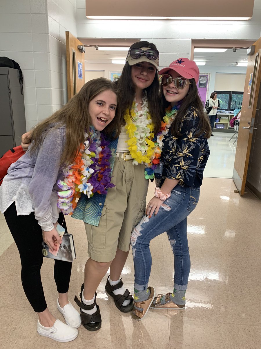 Cranston West Alumni Association tweet media