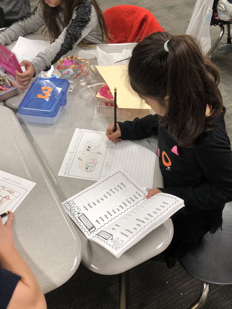 Queenjksn's tweet photo. Did I mention the critical writing that happened after all this amazingness? This was truly an amazing day!! @AdamElementary @CFISDScience #adameagles #cfisdsciencedayofdesign https://t.co/IWOdpkEifN