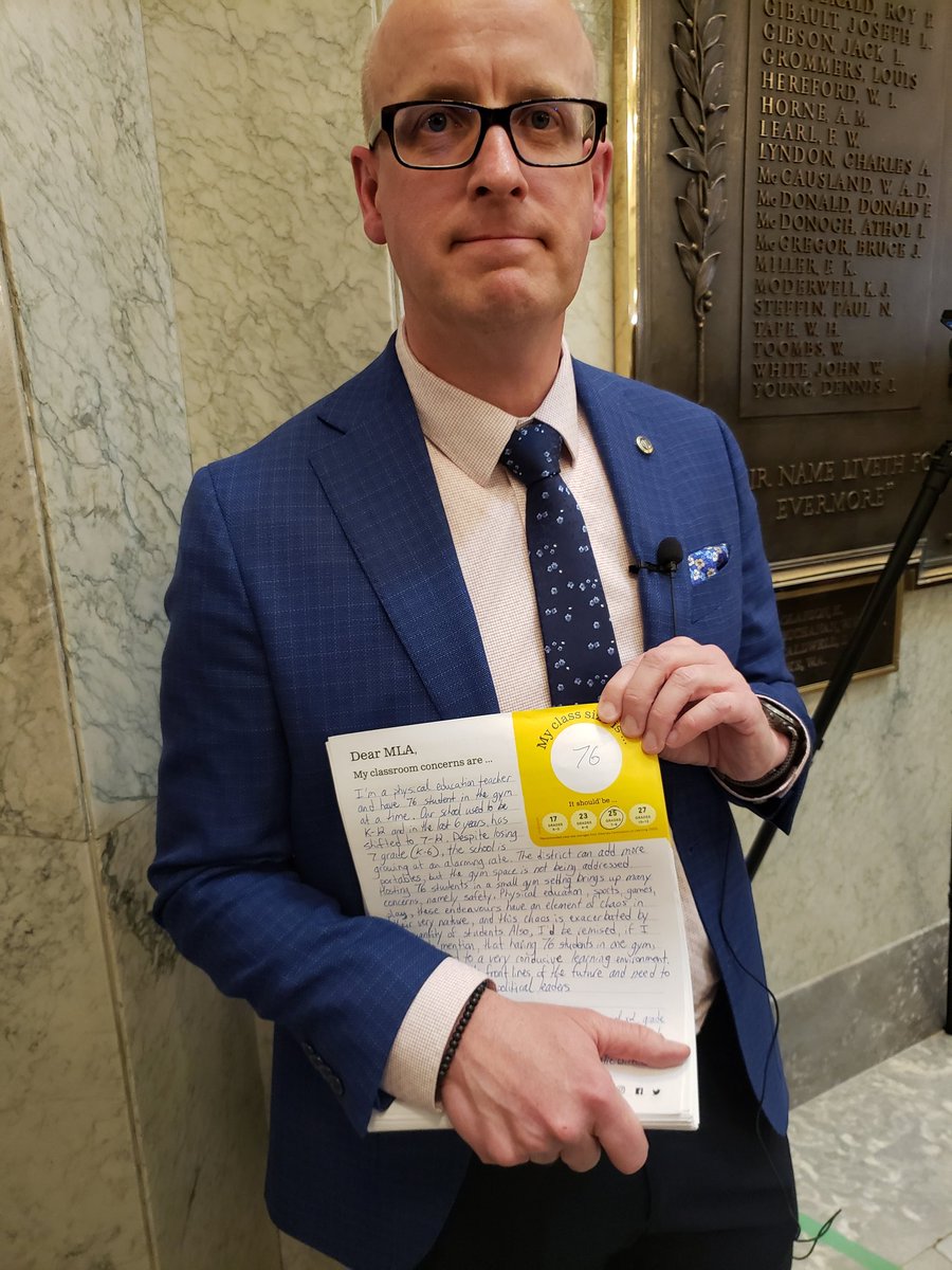 HQuinnLocal37's tweet image. If you think class sizes are out of control now.... the newly released budget will make it worse. 
@EdPubTeachers @albertateachers 
#MyClassSizeIs #AbEd
@AdrianaLaGrange