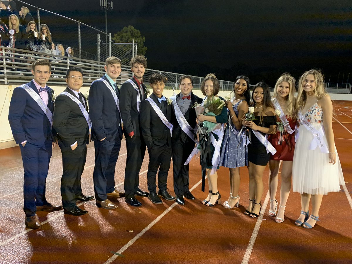 MartinHigh's tweet photo. Congrats to Emma and Tyler! HoCo King and Queen 2019! https://t.co/Zx7ryViuck