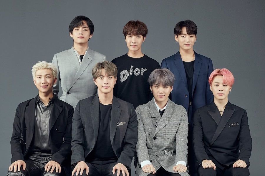 Группа бтс 2021. Сколько лет bts сейчас. Бтс группа 2021 грэмми. Bts группа корейская. Бтс грэмми 2019.