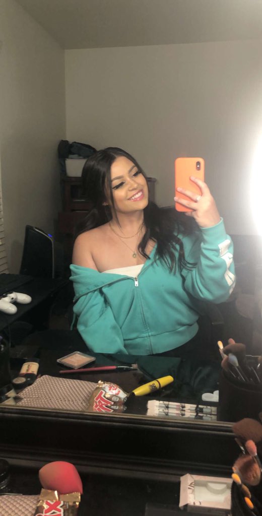 TW Pornstars - 1 pic. Genbxnz♡. Twitter. she’s cute. 2:25 AM - 26 Oct 2019