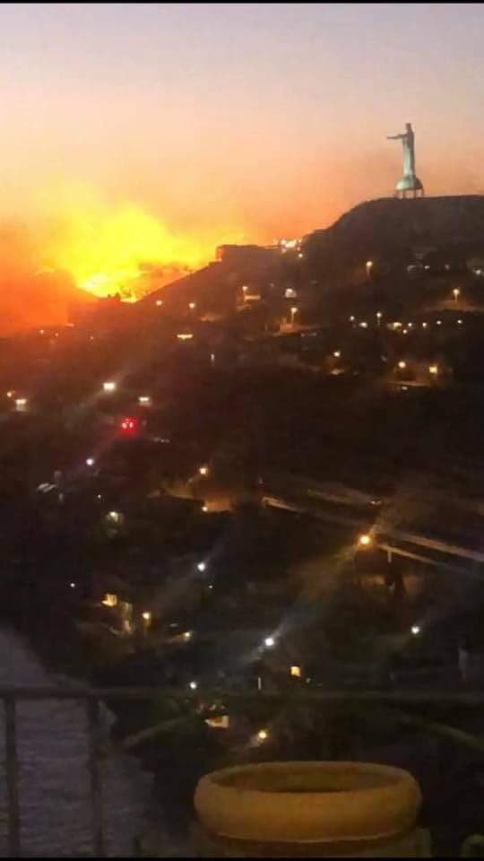 ickagallego's tweet image. Todos súper indignados por lo qué pasó en el Amazonas cuando aquí en México se le hicieron recortes a los programas para combatir incendios de la CONAFOR. Así se vio hoy Baja California.