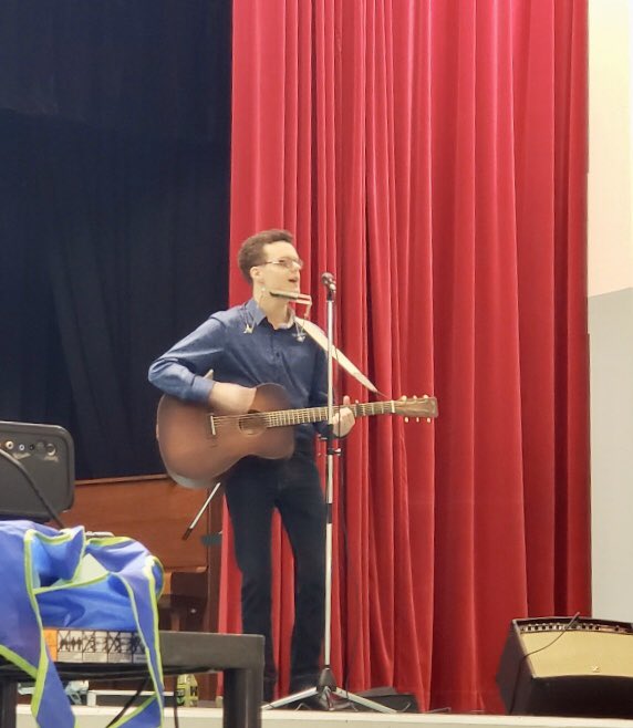 BCCouncilforEx1's tweet photo. What a practical and informative workshop by Stacey Wakabayashi today at provincial pro-D workshop to educators from different school districts! We were honoured to have the 2018 International Yes I Can Winner Dayton Mitch to perform for us. https://t.co/FD7ZY5p59v