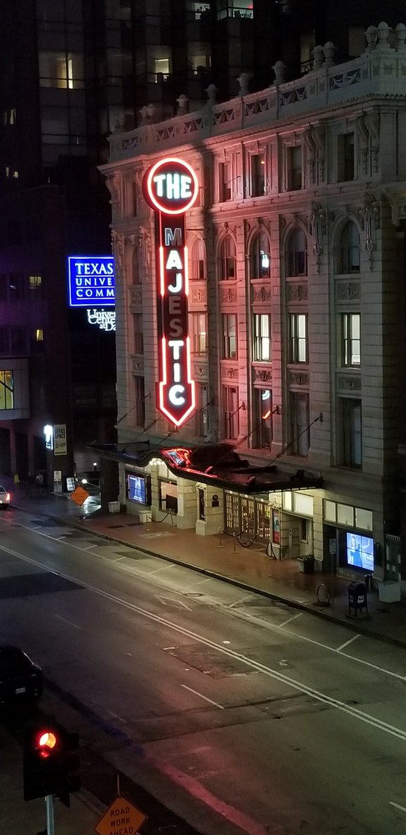 MrsRodzMath's tweet image. Ready to see @natebargatze at the Majestic!!🤩