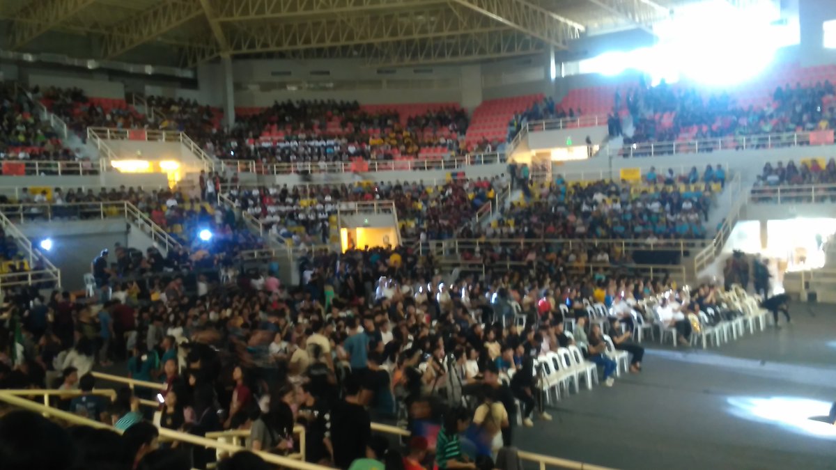 JDsUptownGirl's tweet photo. With @irsaphrdt ❤ Day 1 ✨

#Immanuel
#MetroCon2019
#OneMnl
#OneManilaLupet https://t.co/W4OJgRfcUN