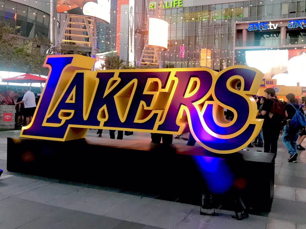 LakersJo's tweet photo. Opening night for my @Lakers ... we had our annual opening night dinner at #WP24 and now let’s win #LakeShow #LA60 #ILoveLA https://t.co/QKzeuAjS8j