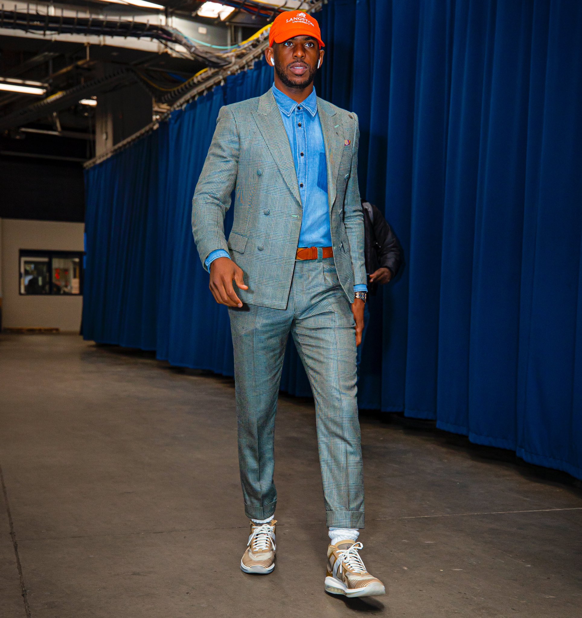 Nike blazer with suit hotsell