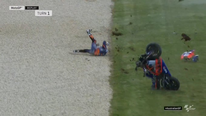 EHxqJAVX4AAAKPD?format=jpg&name=small