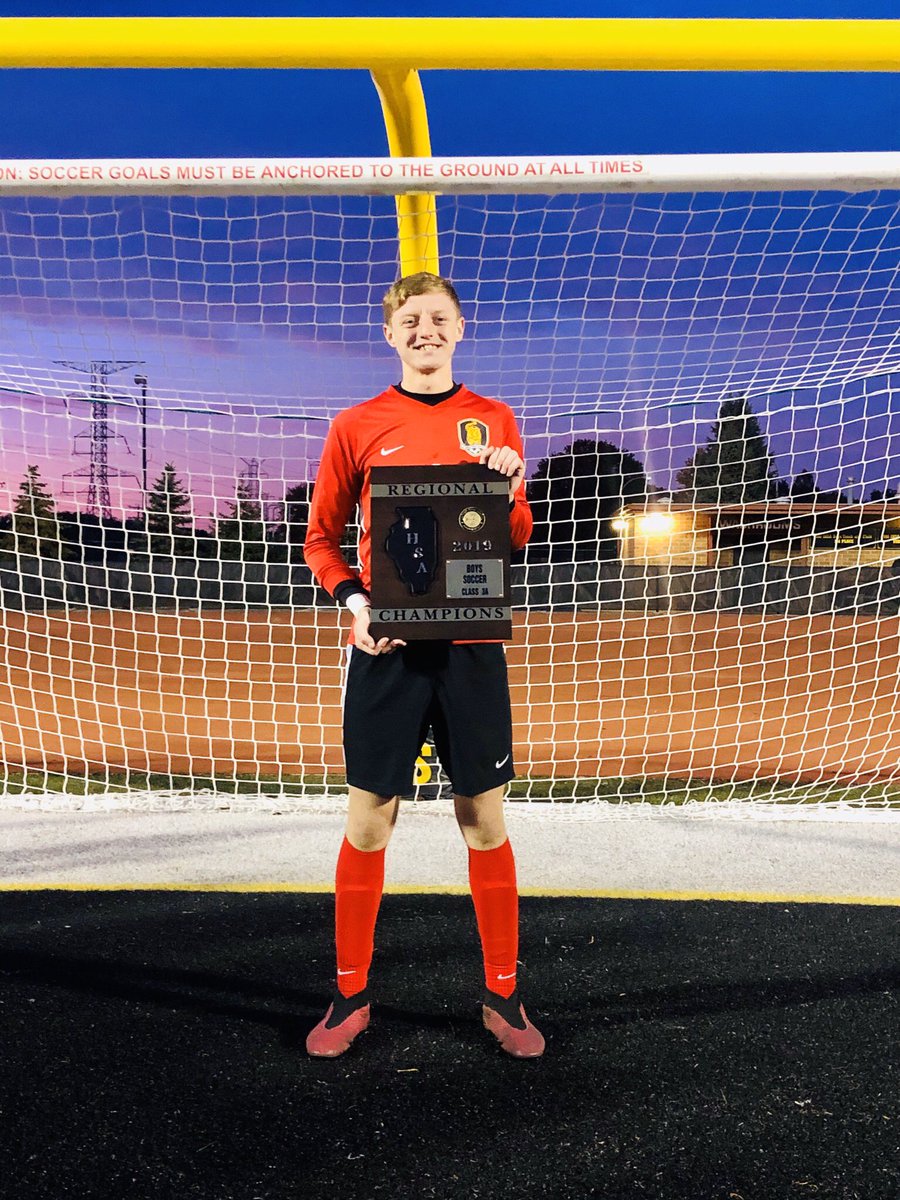 asulli5's tweet image. Yes!!! Joliet West Boys Varsity Soccer takes home the Regional Championship, beating Normal Community Ironmen 5-0! 
Great game guys! #TigerPride #OnToTheNext 

Also, we have the most amazing sunsets here!
