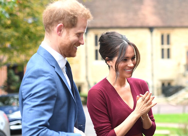 #MeghanMarkle and #PrinceHarry attend a meeting of the #RoyalCommonwealth Fund in Windsor
wirewag.com/meghan-markle-…