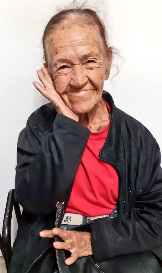 DMSPDGO's tweet photo. #ServicioSocial Solicitamos la ayuda de la ciudadanía para localizar a los familiares o amigos de señora de aprox 60 años, no habla, fue localizada deambulando por calles aledañas del CBTIS 130, para más información comunicarse al 911 o al 1378100 extension #CEMMIP https://t.co/UqimVmMaTy