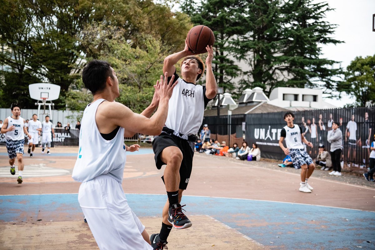 flymagazine's tweet photo. ALLDAY 2019 AUTUMN 
CourtB Game18
F’SQUAD 24🆚11 BRM
他の写真はNIKE SPORTS FINDERでチェック👉 https://t.co/ZsCMfdvClN
@ALLDAYMAG #ジョーダン #JUMPMAN https://t.co/NlACNZiN2r