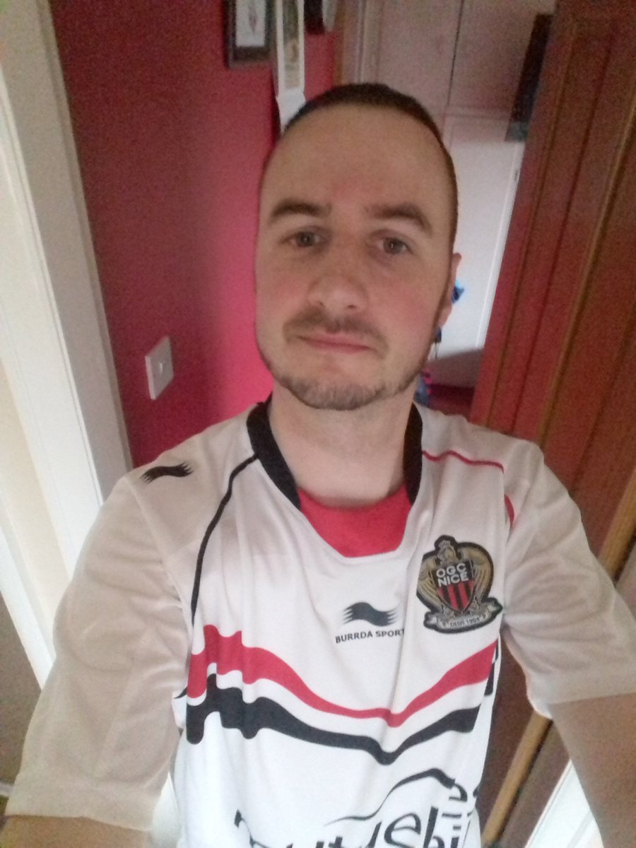 Luke_1983's tweet photo. @wretchedascrisp @ogcnice Tell Azza I love mine too #alleznice @ogcnice_eng https://t.co/3lMdJPU6bb